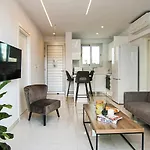Phaedrus Living - Seaside Executive Flat Harbour 204 Paphos